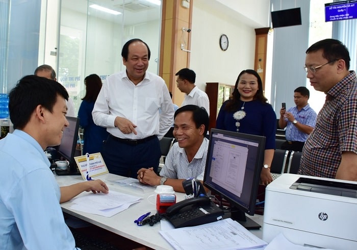 Hướng dẫn các thủ tục hành chính tại trung tâm hành chính công tỉnh Thừa Thiên Huế
