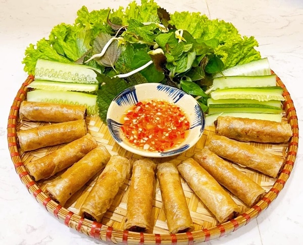 Ram là món ăn đặc sản tại Hà Tĩnh.